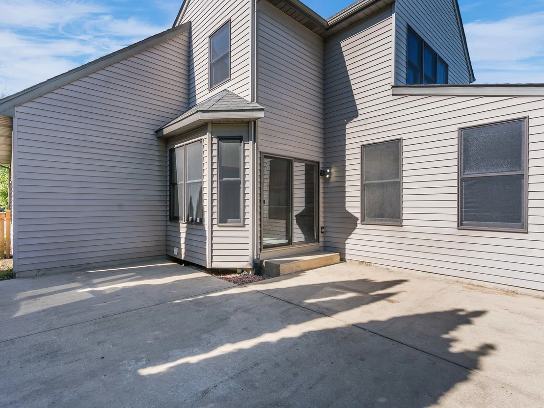 Photo of 521 Ridgewood Drive