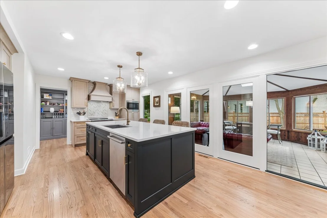 Photo of 1415 Heatherton Drive
