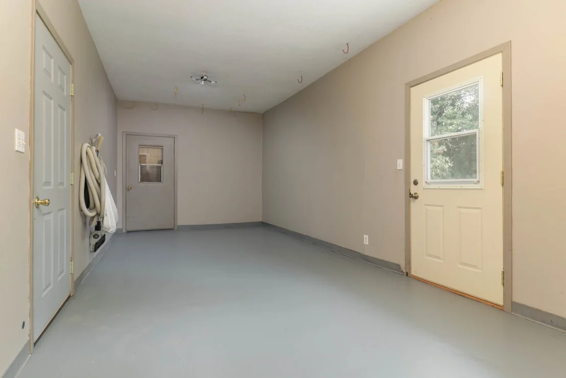 Photo of 19356 Nottingham Drive