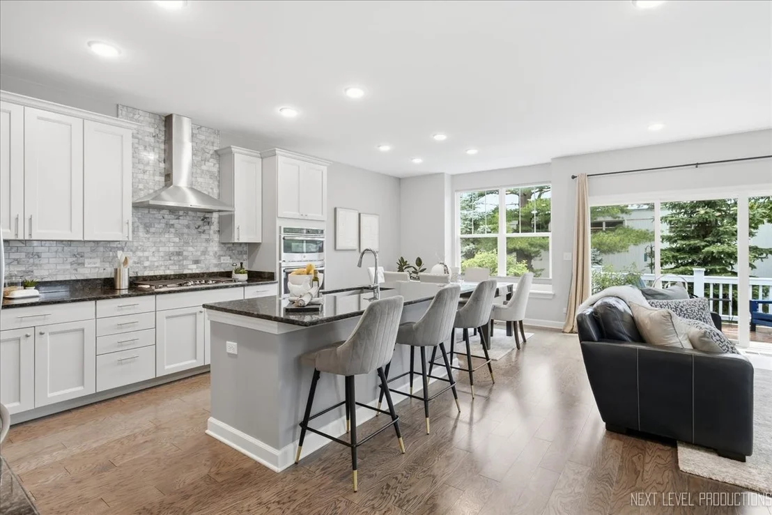 Photo of 656 Riverbank Drive