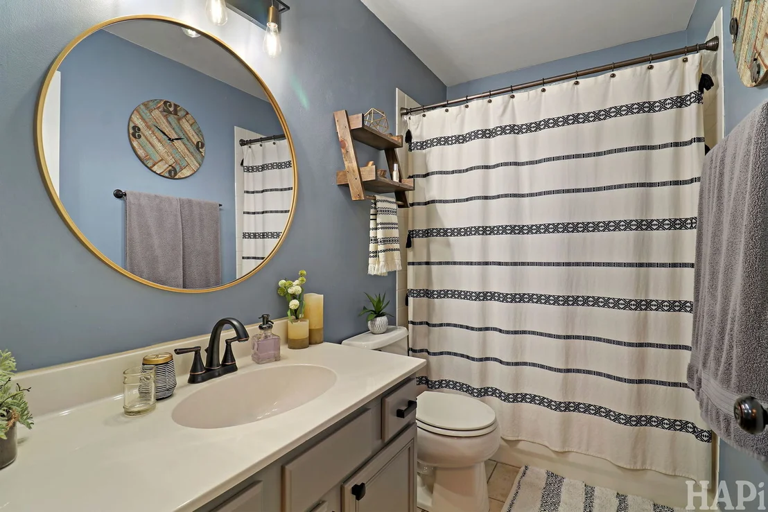 Photo of 326 Garrison Circle