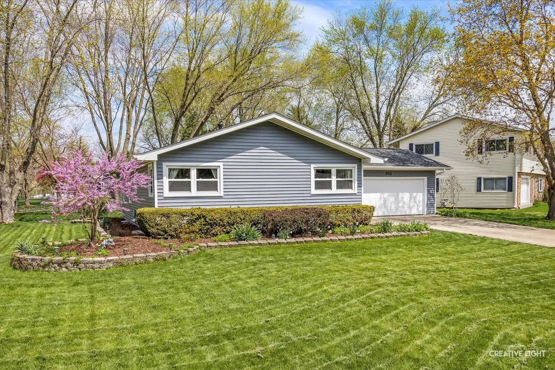 Photo of 850 Arthur Drive
