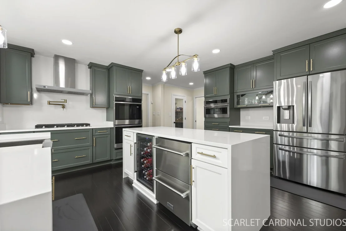Photo of 4042 Broadmoor Circle