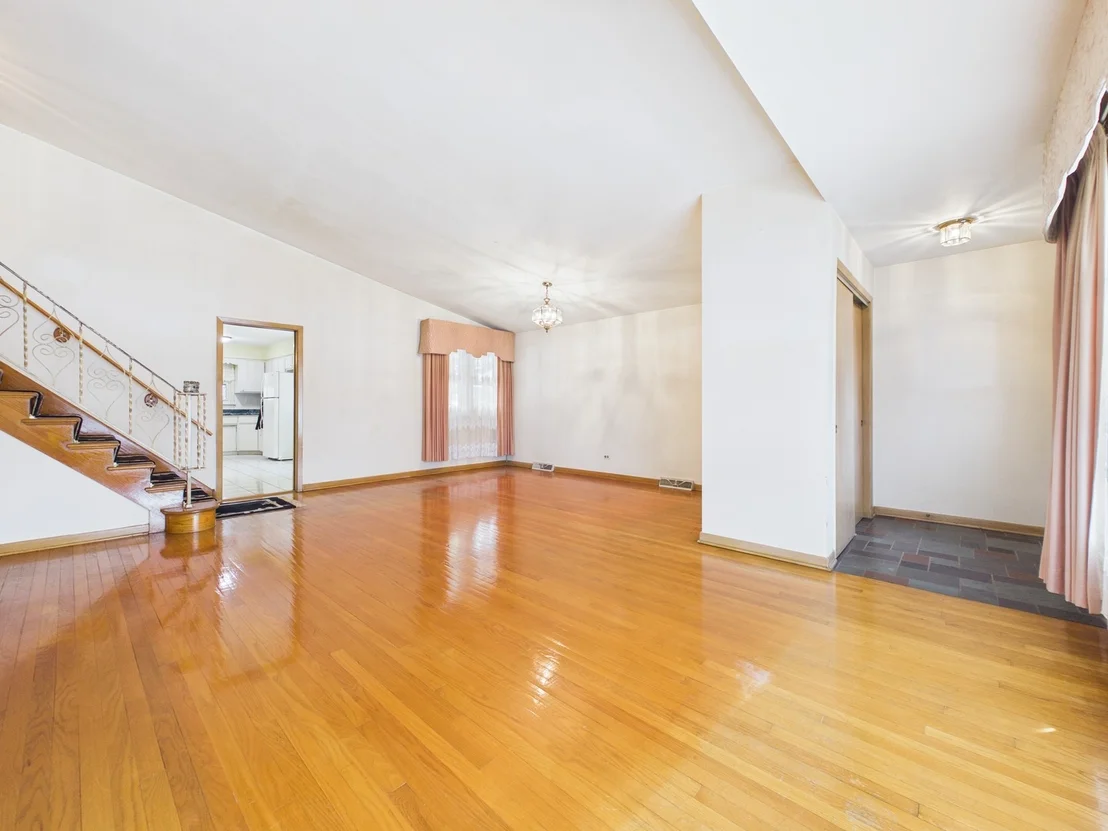 Photo of 9275 Clancy Drive