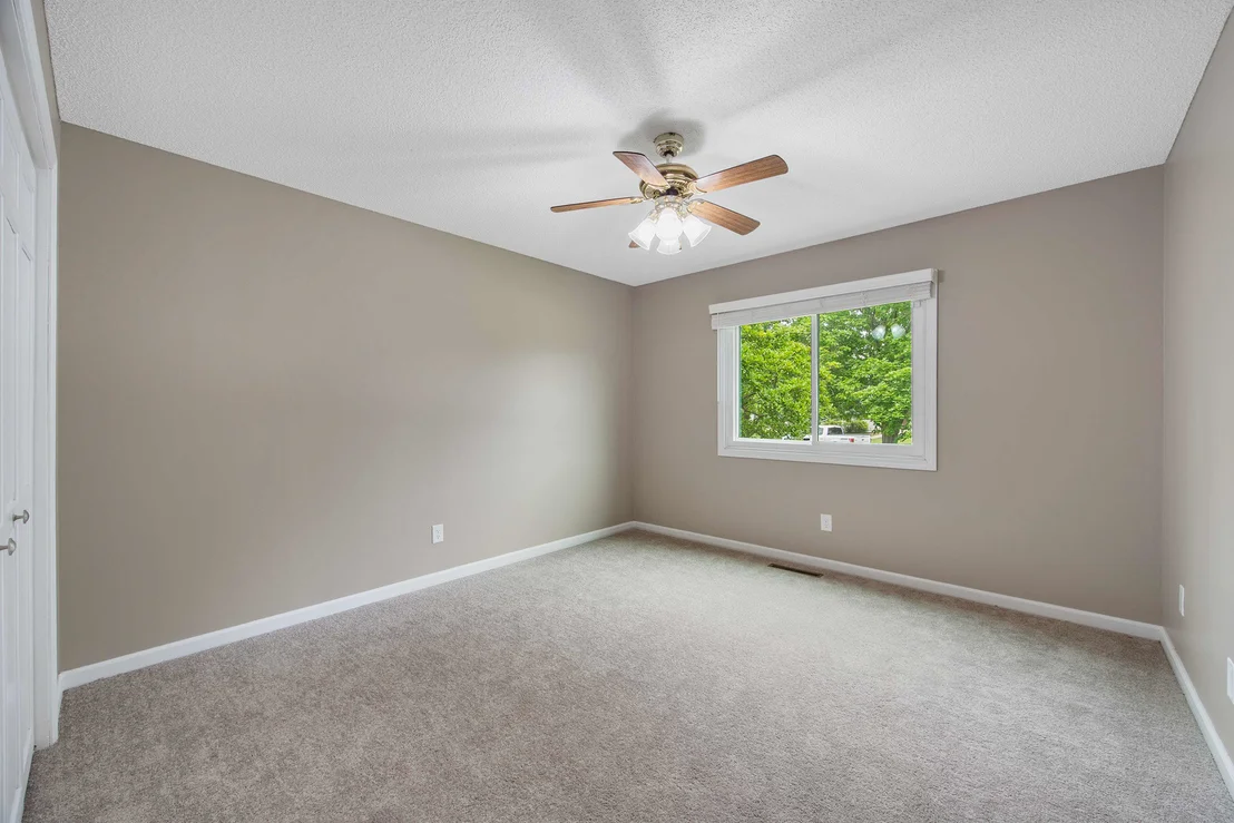 Photo of 1202 Kenneth Drive