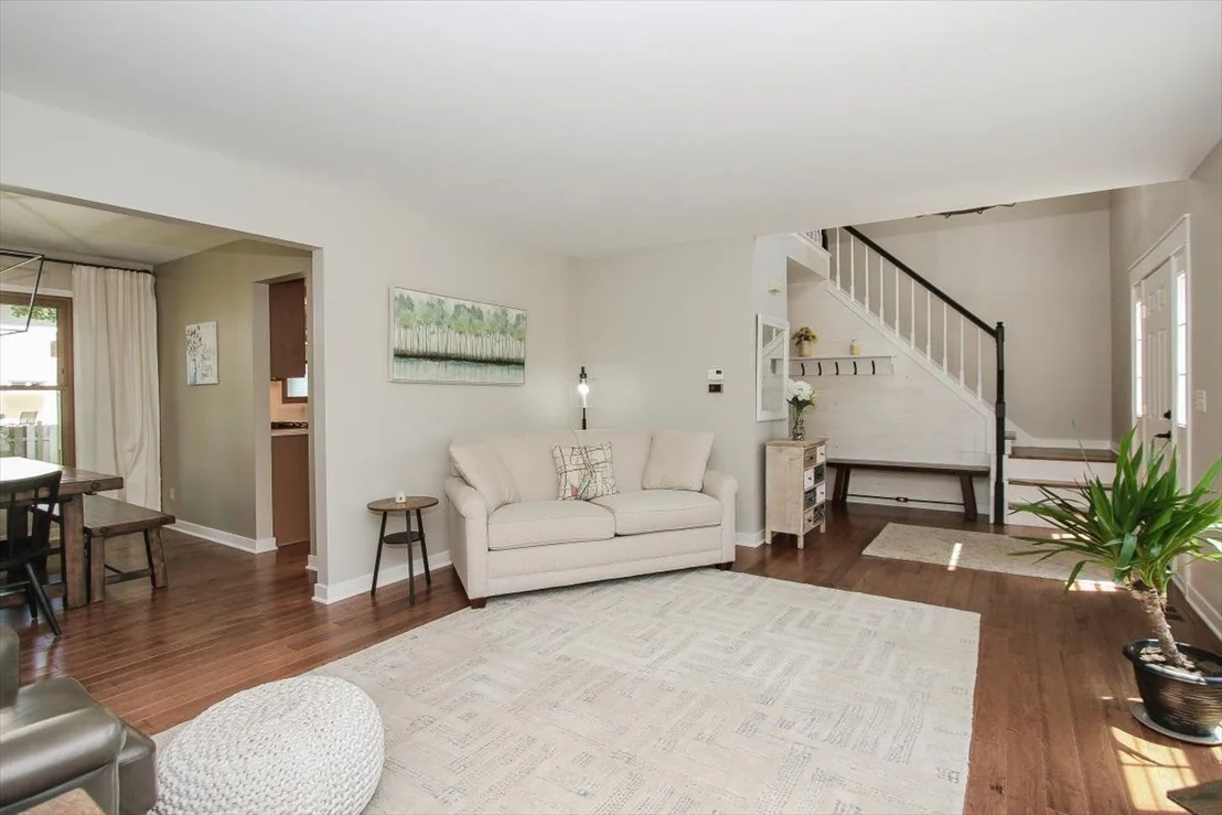 Photo of 1179 Hanover Drive