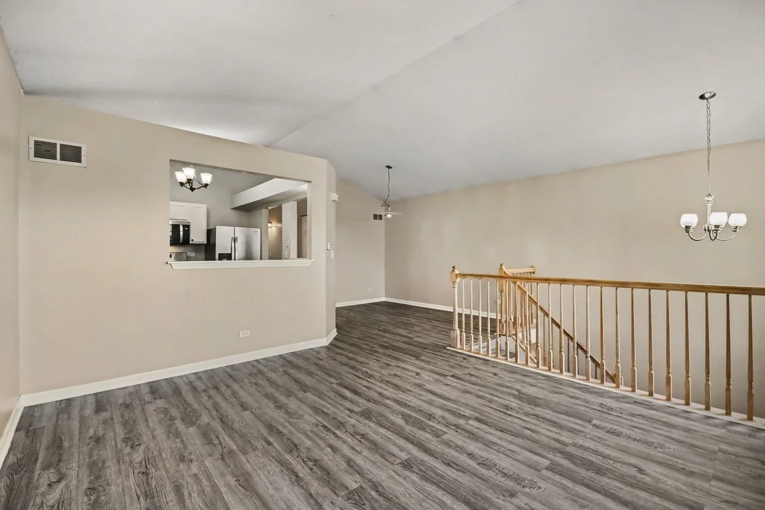 Photo of 1033 Symphony Drive