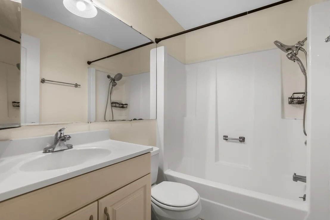 Photo of 415 Sunnybrook Lane