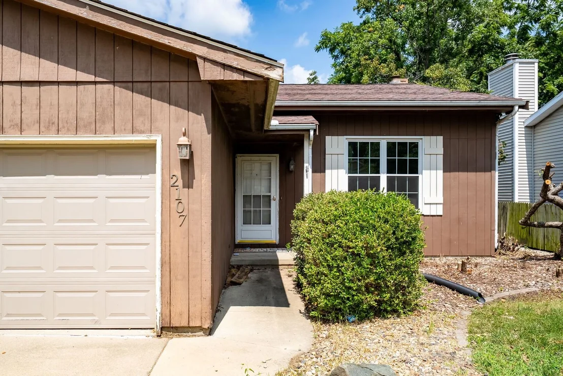 Photo of 2107 Woodhavens Drive