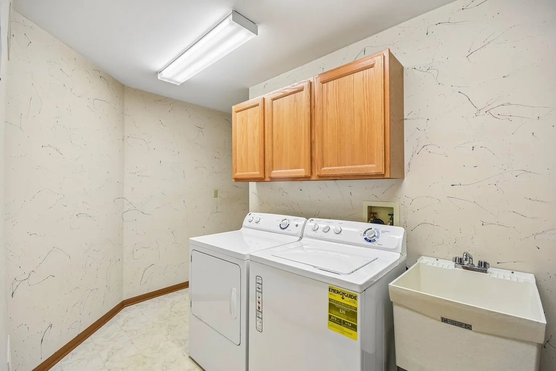 Photo of 2545 Harbor Drive