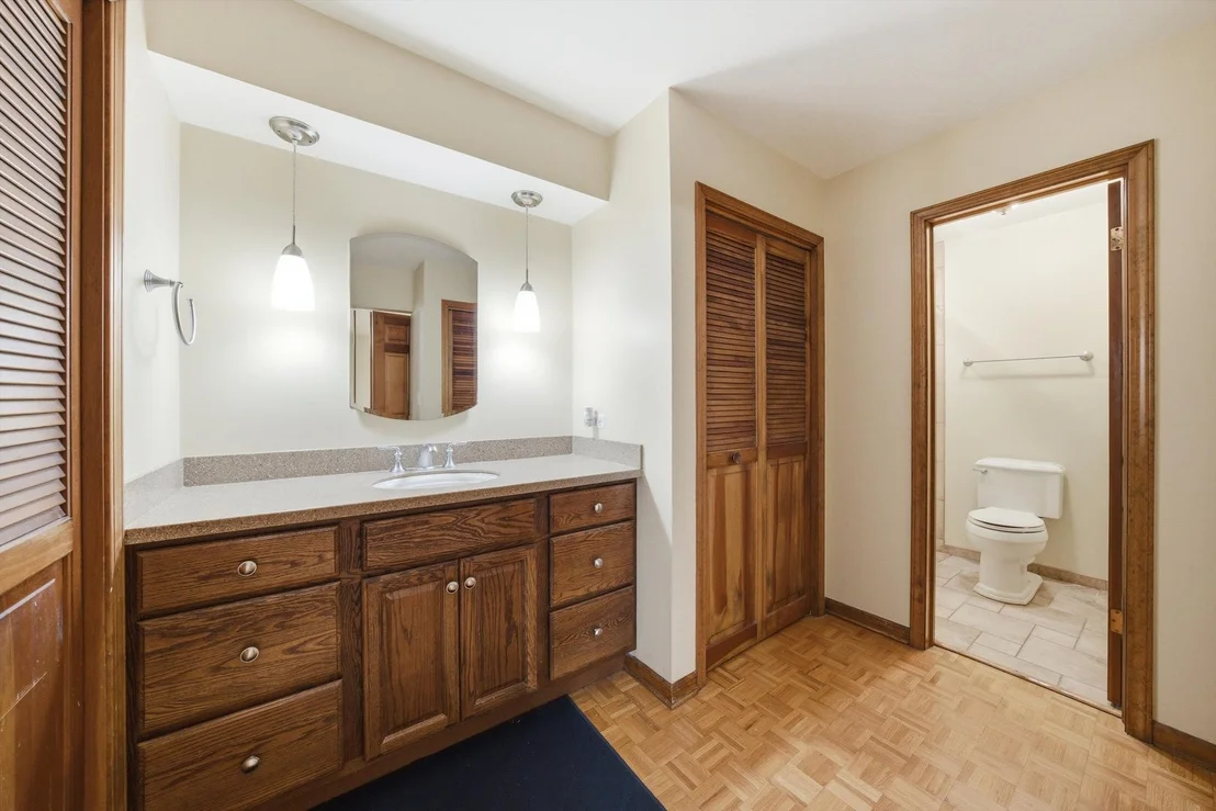 Photo of 2919 Embassy Row