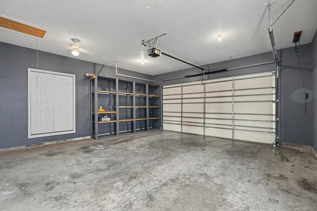 Photo of 1203 EDGEVIEW Drive