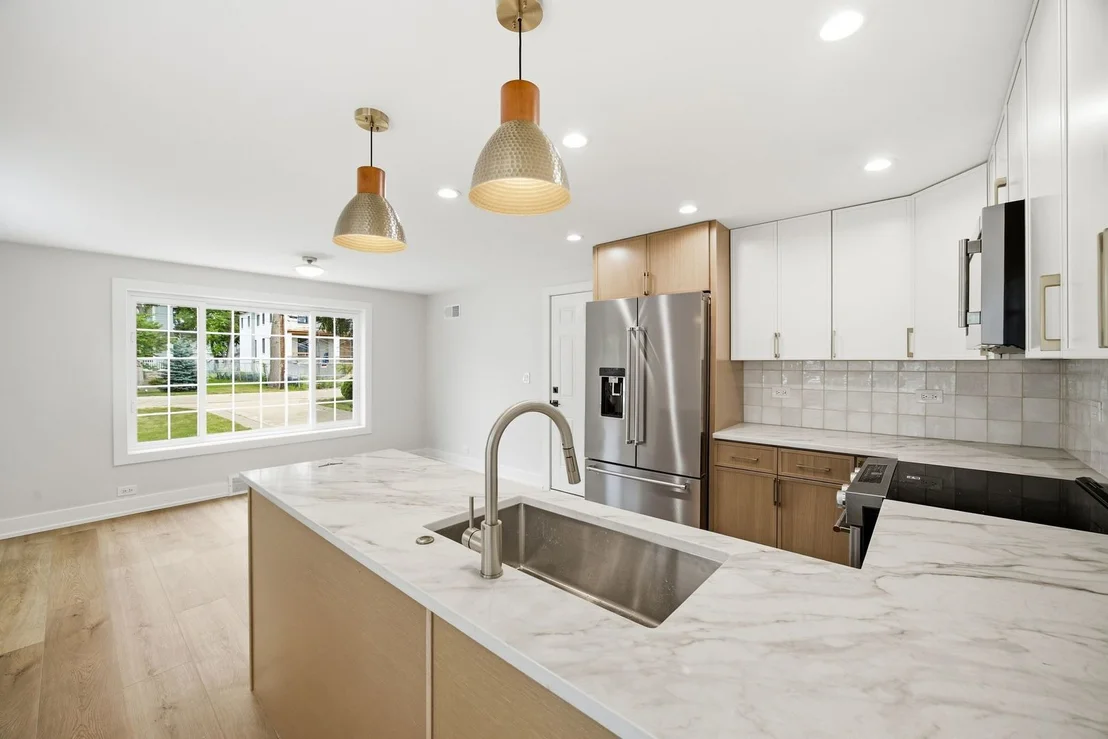Photo of 1562 Harding Road