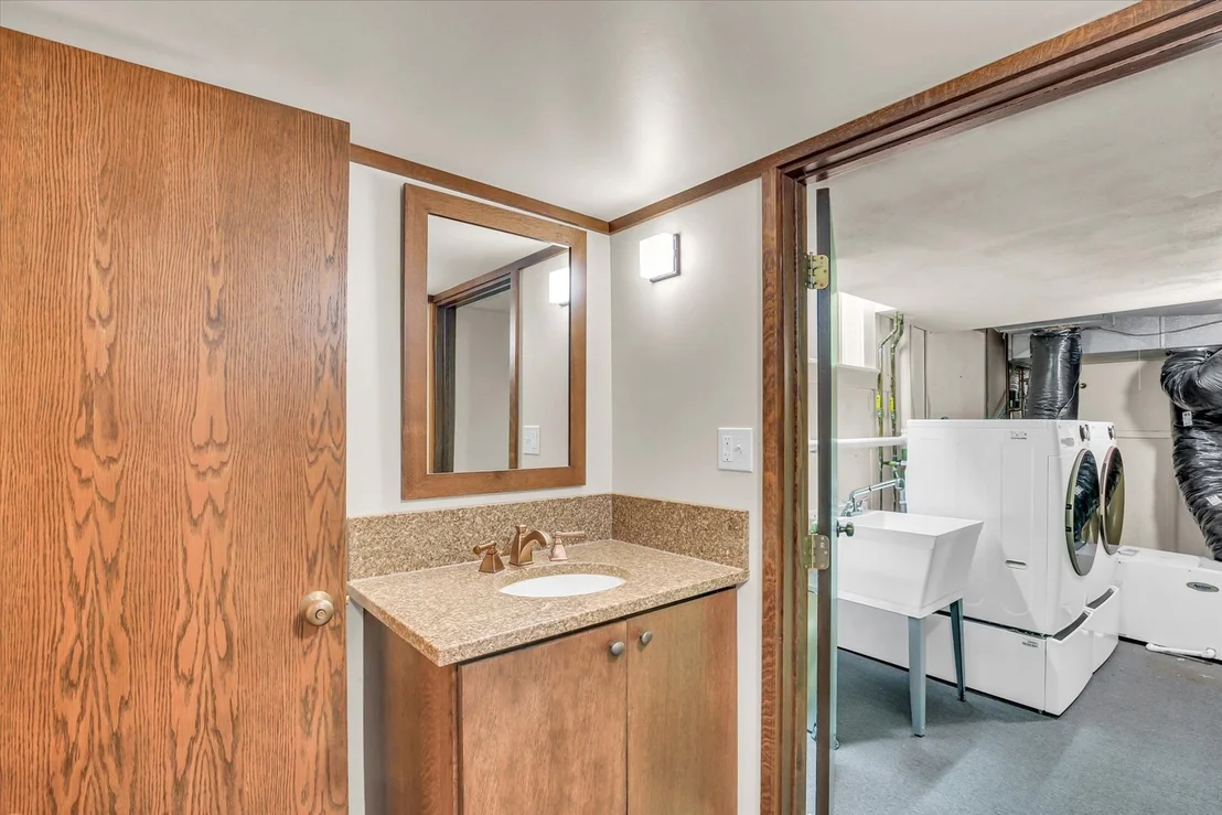 Photo of 10 Carriage Way