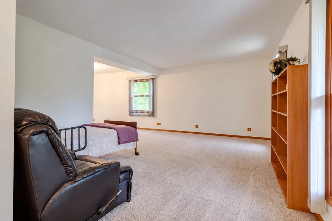 Photo of 705 Royal Glen Drive