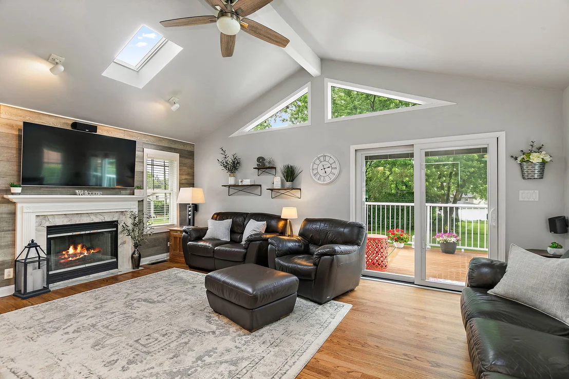 Photo of 430 Amherst Lane