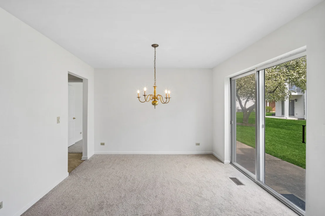 Photo of 103 Meadowbrook Lane