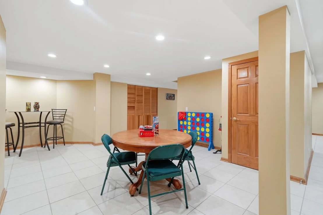 Photo of 567 Warbler Drive