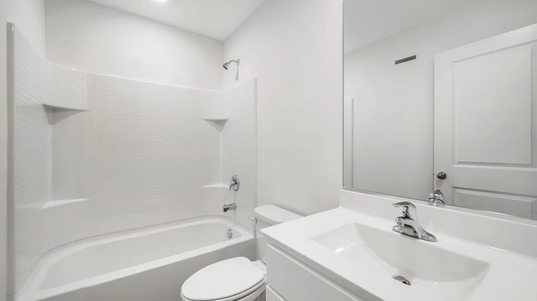 Photo of 415 Lakeshore Court
