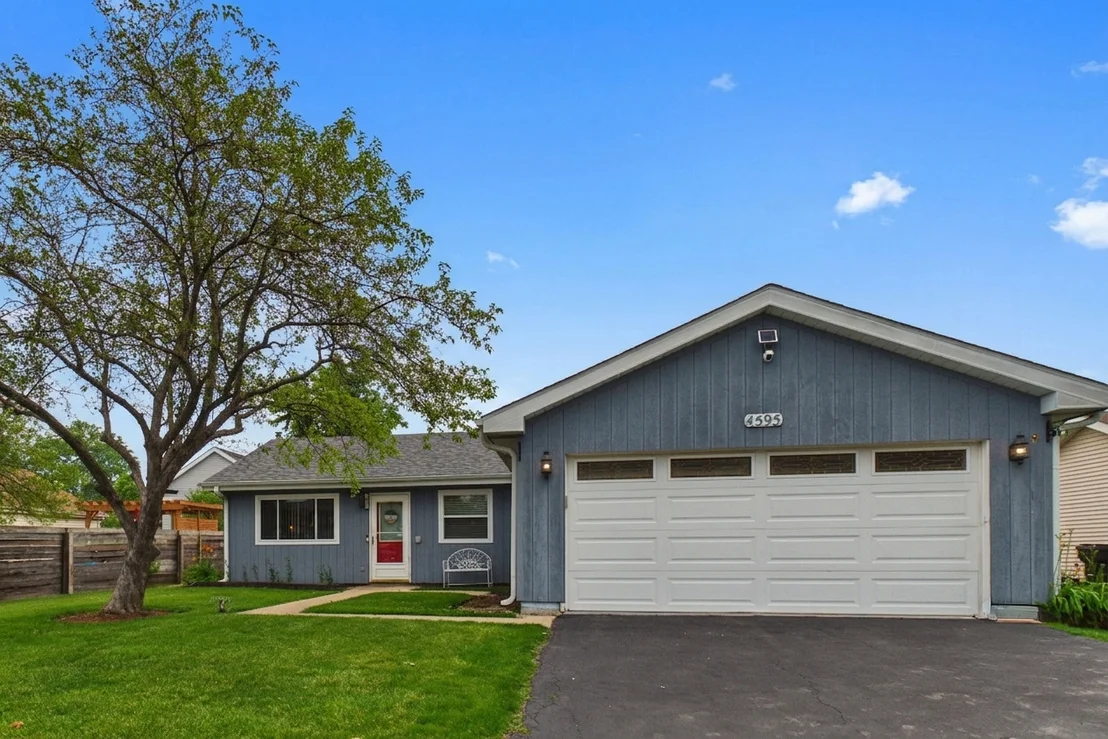 Photo of 4595 Zeppelin Drive