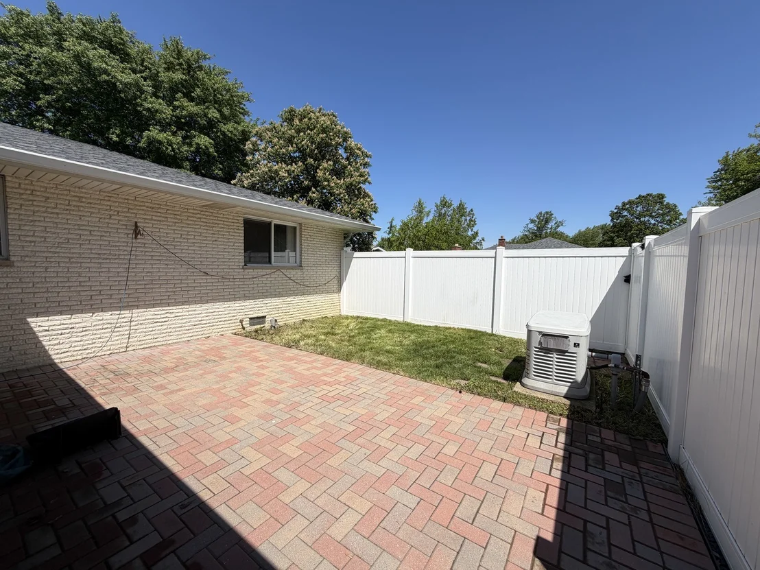 Photo of 901 Lark Street