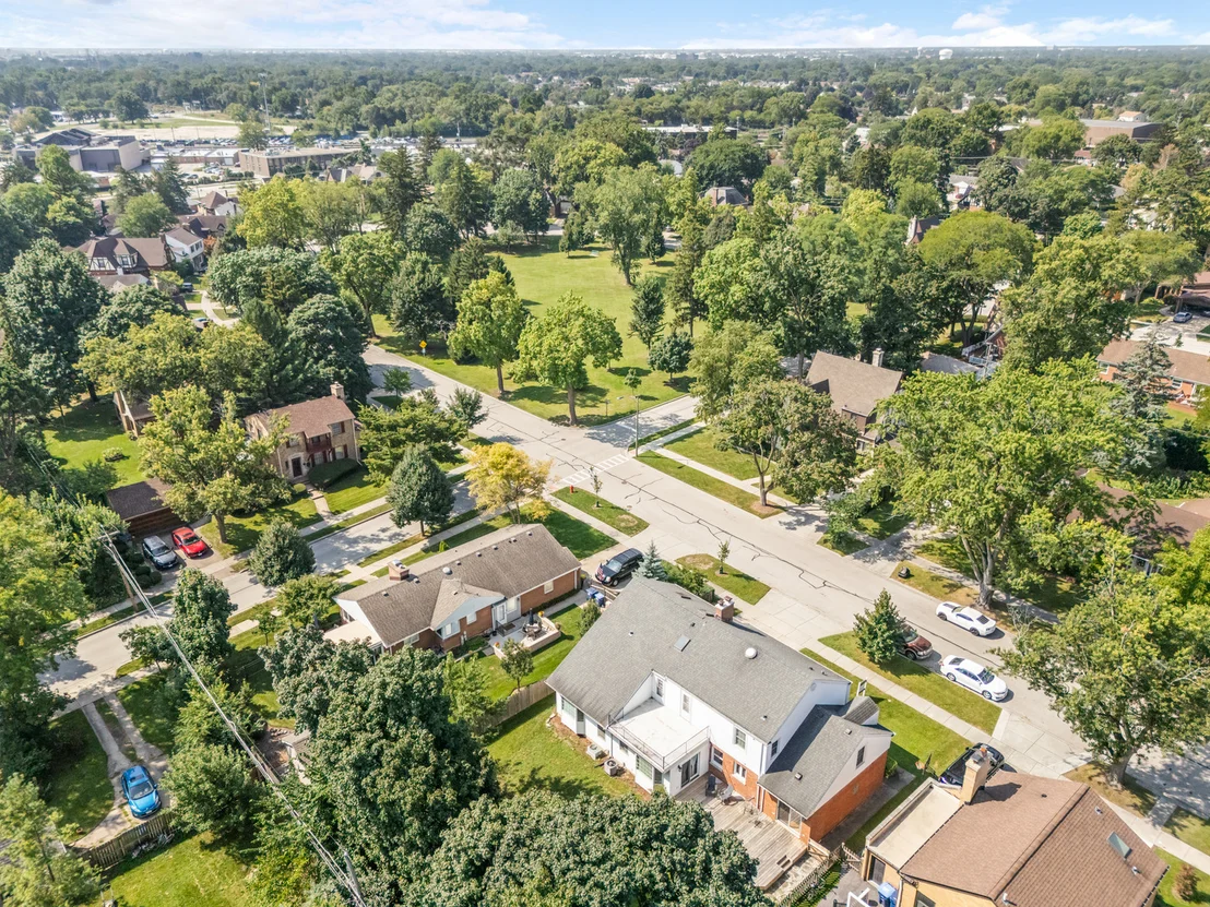 Photo of 225 Stratford Road