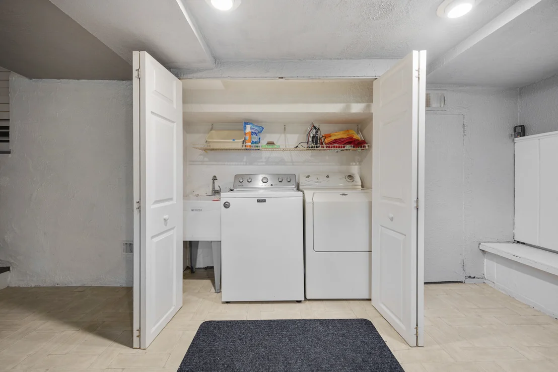Photo of 1815 Azalea Lane