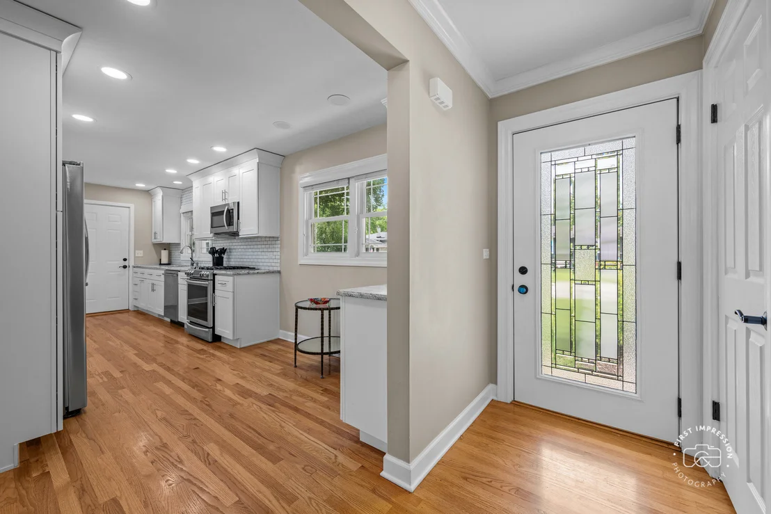 Photo of 325 Hemlock Lane