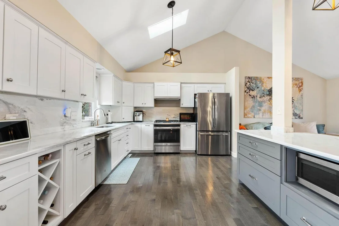 Photo of 750 Bluestone Bay Drive