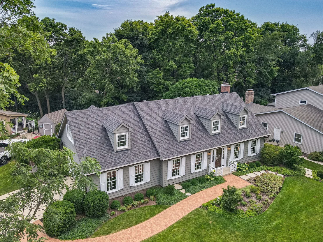 Photo of 991 Huntleigh Drive