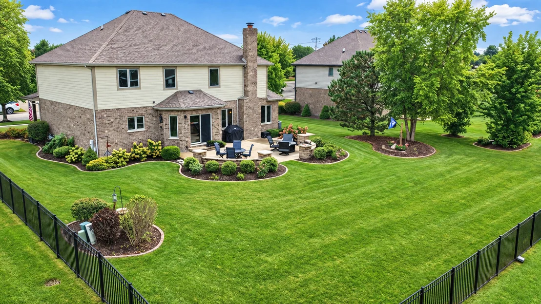 Photo of 2016 Edgeview Drive