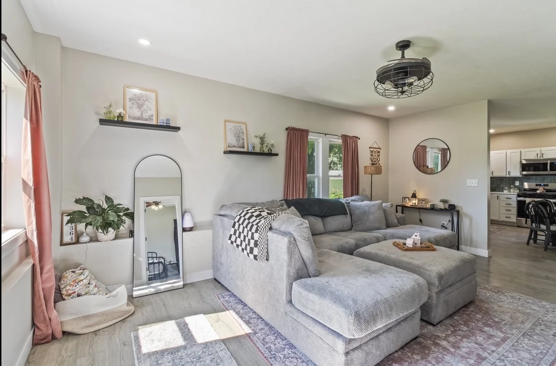 Photo of 812 Painter Street