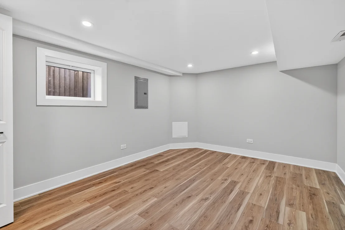 Photo of 5733 W 83rd Place