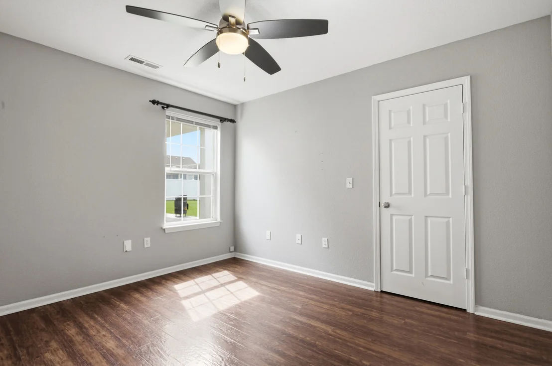 Photo of 409 Lauterbur Lane