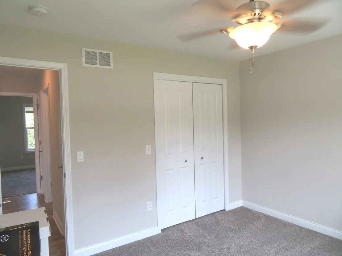 Photo of 1428 Lakeside Lane