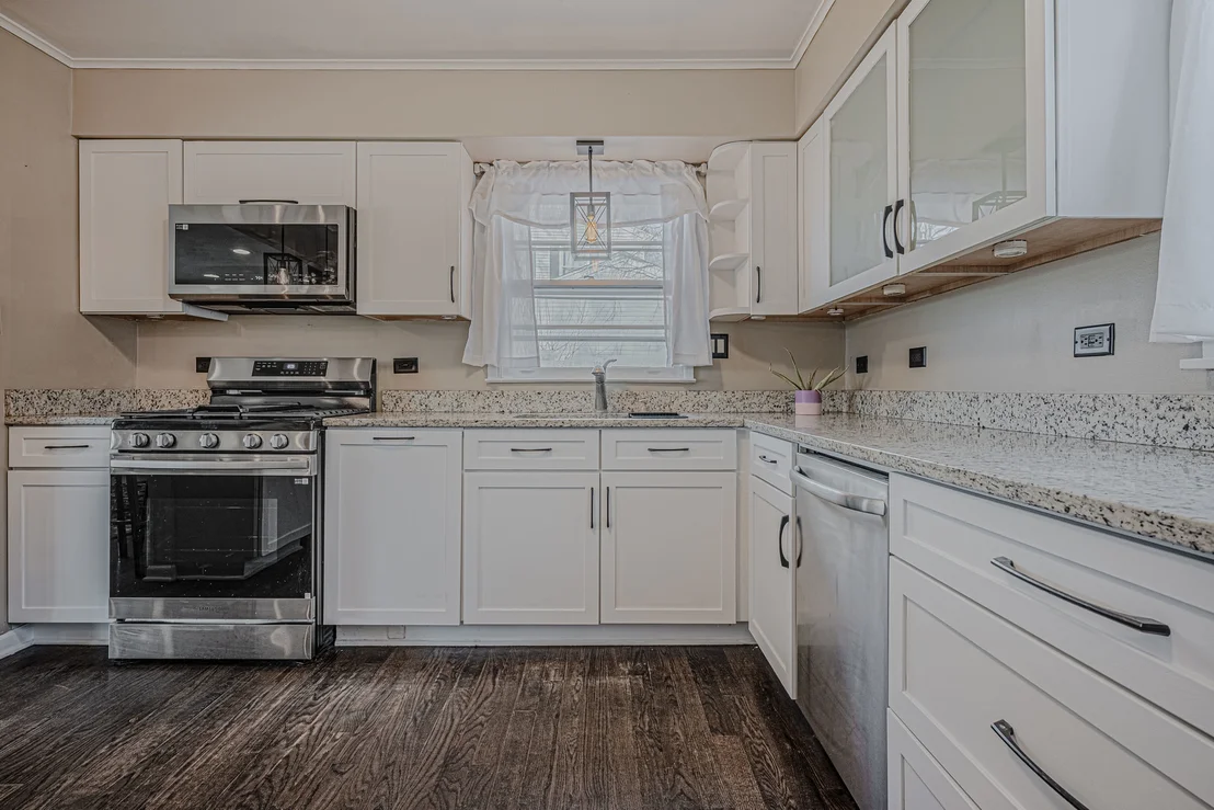Photo of 35049 N Edgewater Lane