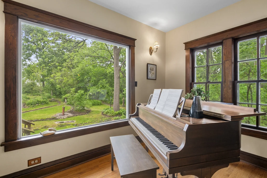 Photo of 2114 Cedar Road