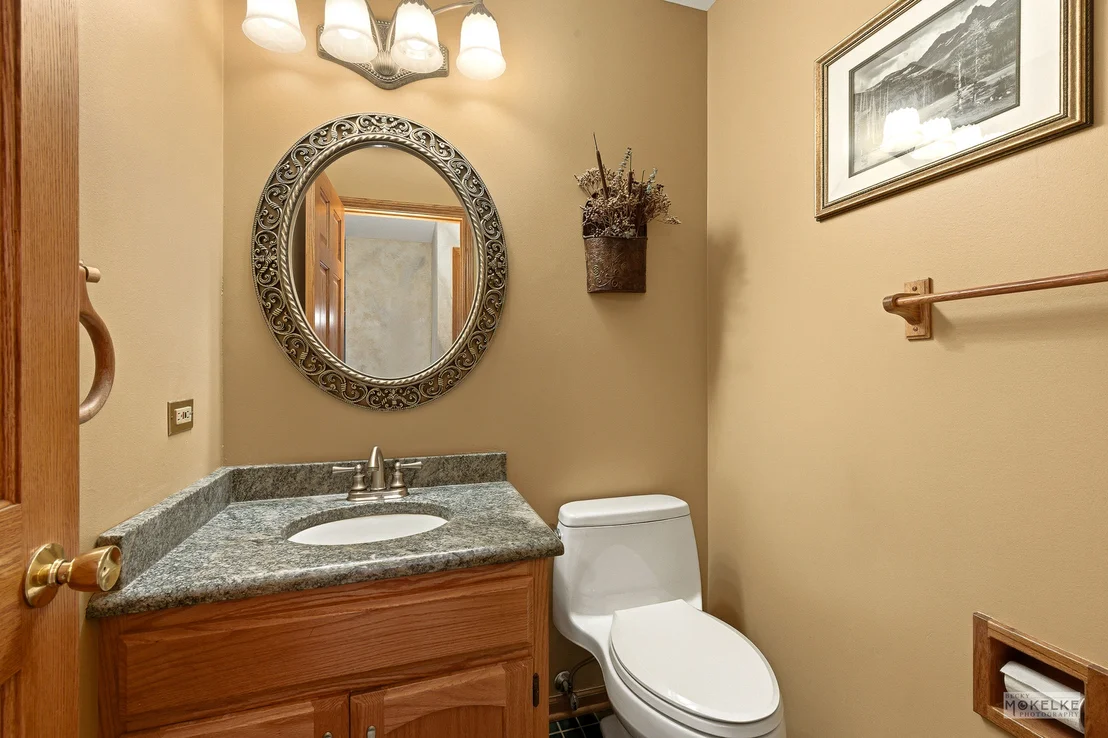 Photo of 2340 Ridgewood Road