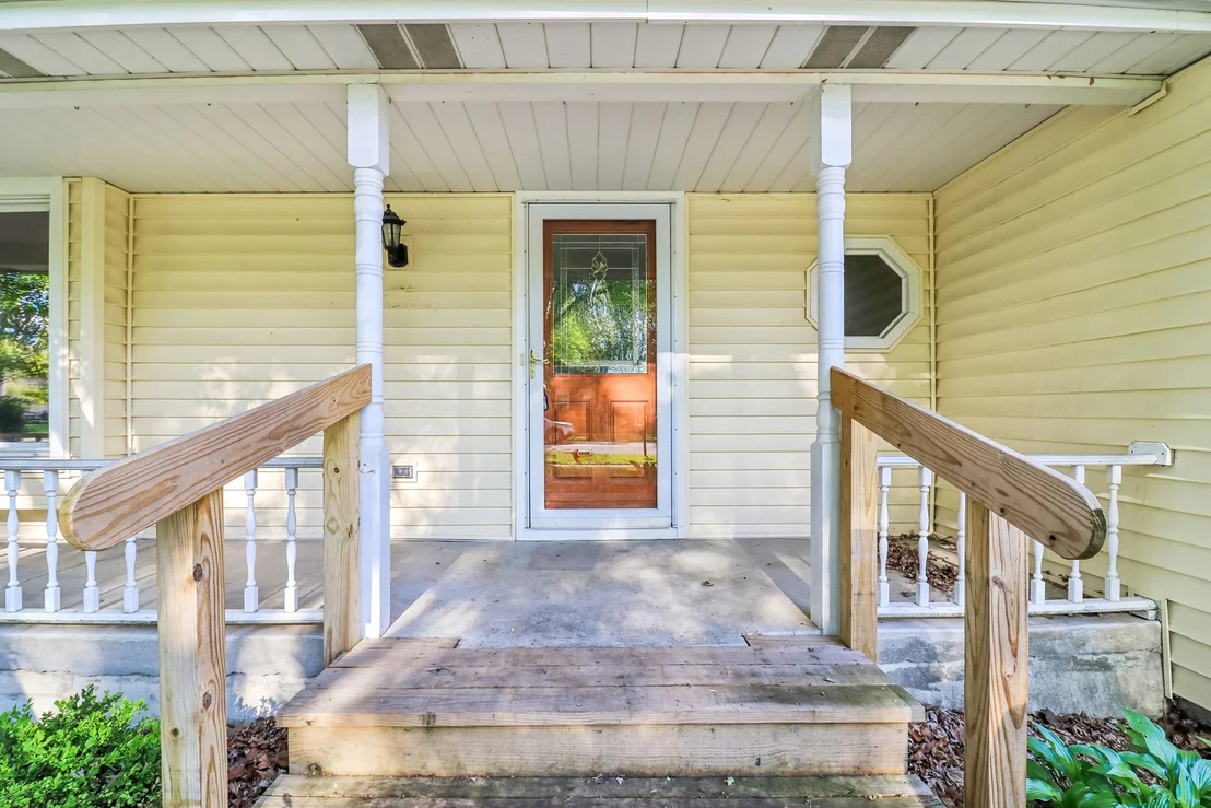 Photo of 733 Buttonwood Circle
