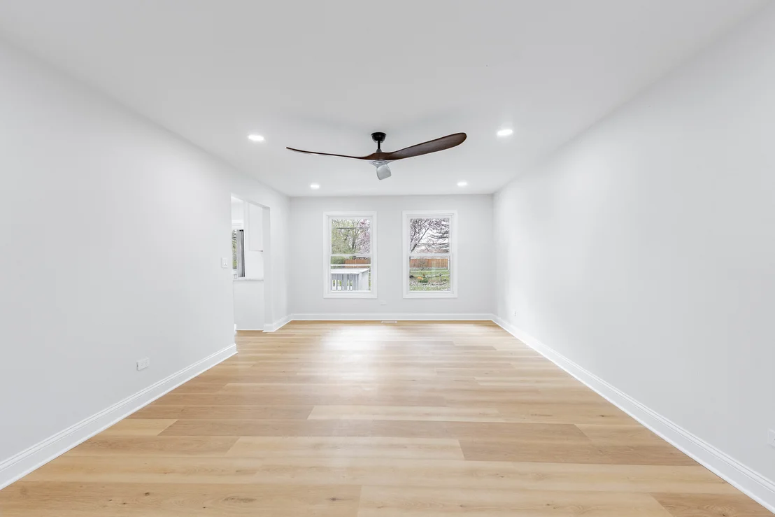 Photo of 5S254 Middle Road