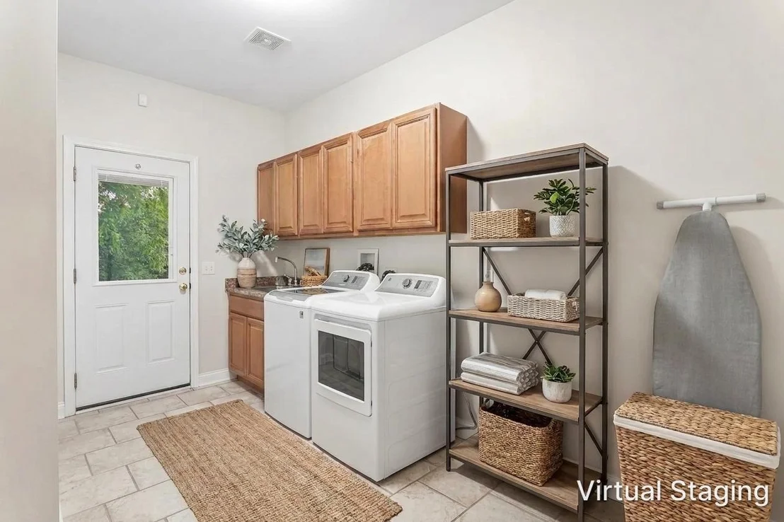 Photo of 385 Valley Way