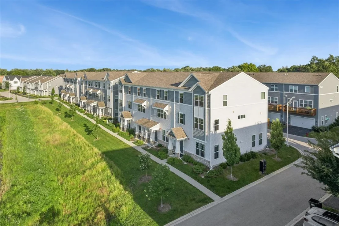 Photo of 2722 Lily Lane