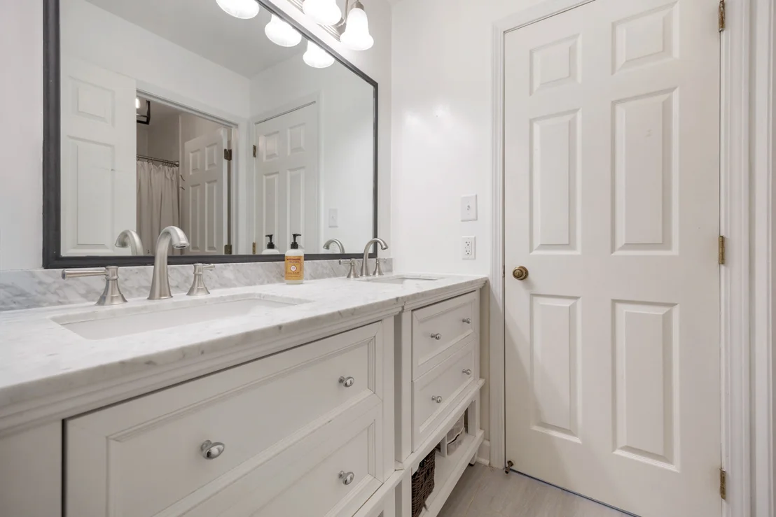Photo of 650 BUTTERFIELD Drive