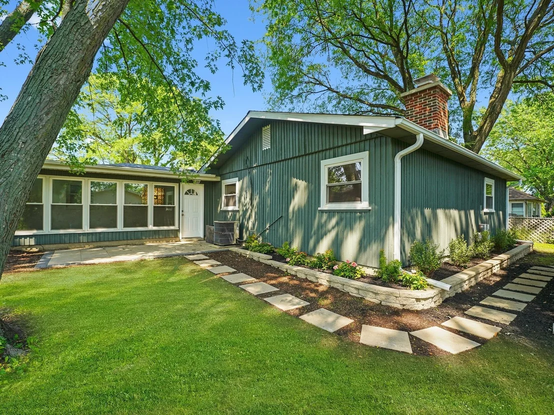 Photo of 1403 Hampton Lane