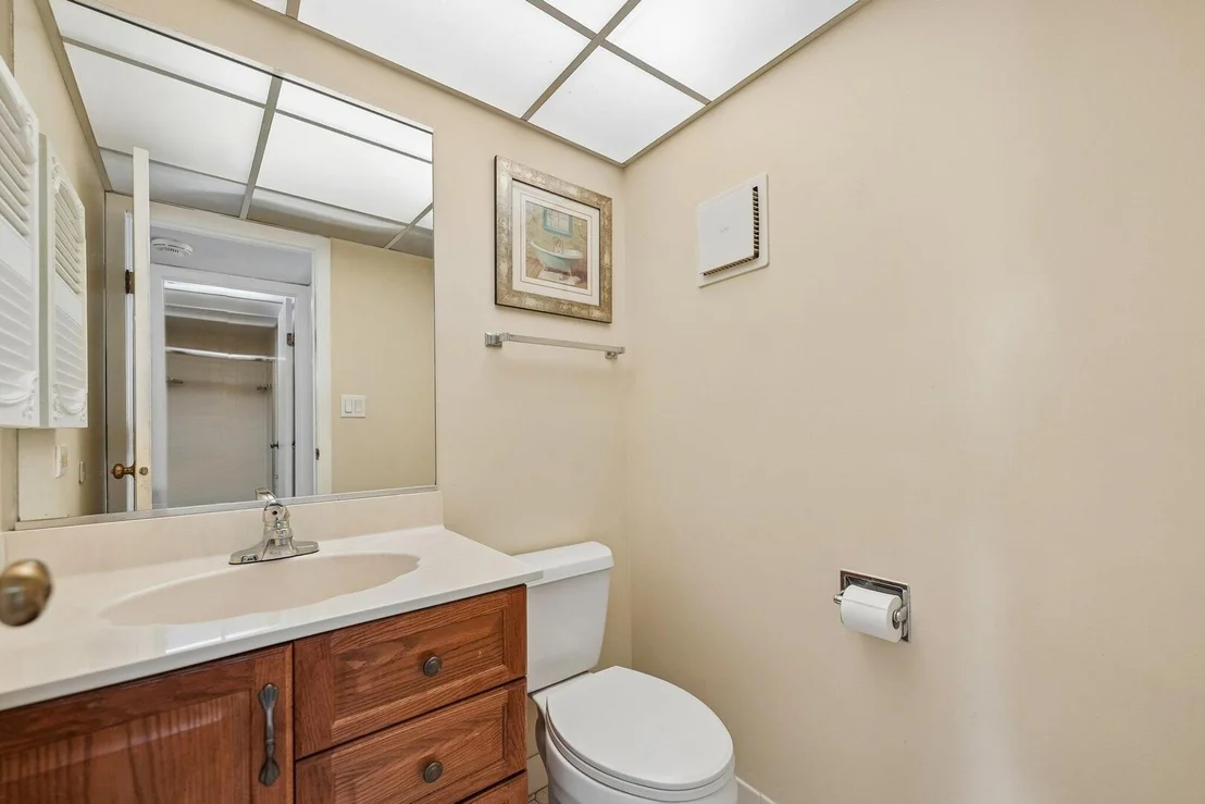 Photo of Unit 4 at 5401 Chateau Drive