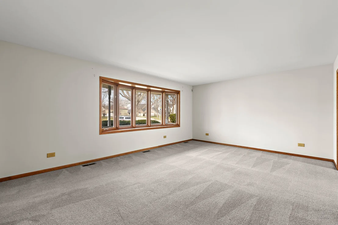 Photo of 2176 Jordan Lane
