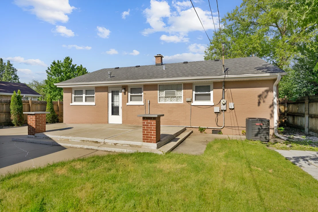 Photo of 407 N West Avenue