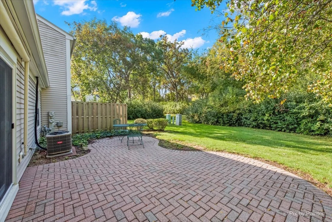 Photo of 20 Red Oak Trail