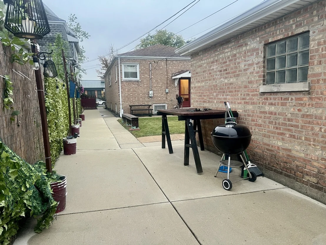 Photo of 3820 W 57th Place