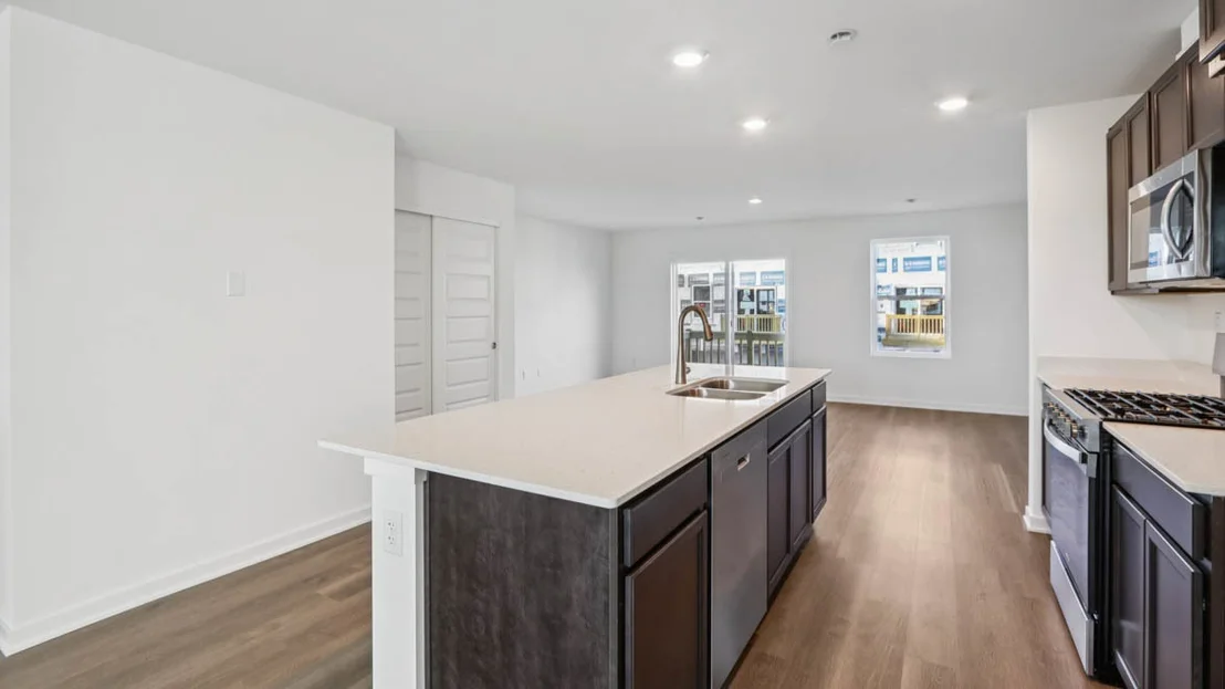 Photo of 1303 Foxglove Drive
